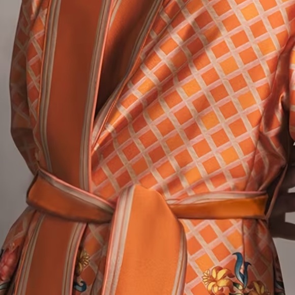 Elegant Orange Loungewear Women's Robe - Picture 4 of 4